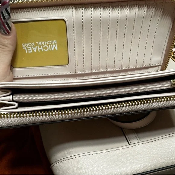 Michael kors purse and wallet